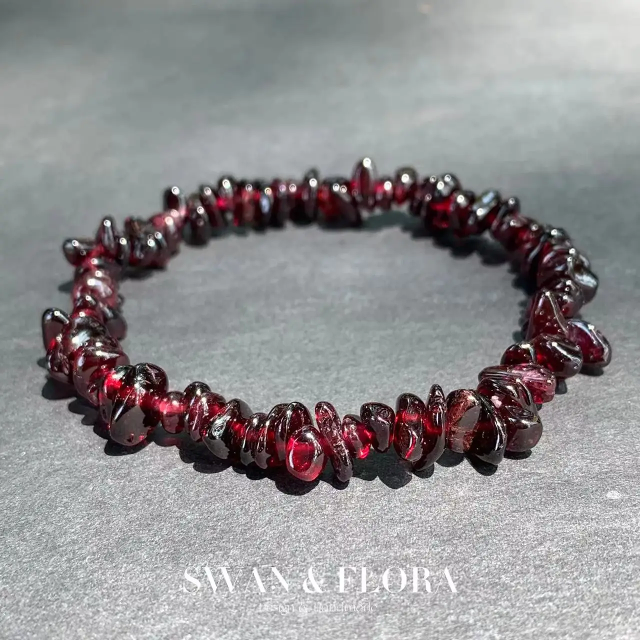 Gemstone Bracelet Healing - 天然ガーネットブレスレット女性のためのクリスタルブレスレットジュエリーレッドストーン卸売ヒーリングエネルギーギフトラッキー
